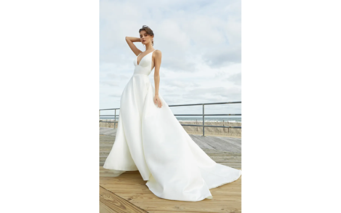 wedding dresses plus size